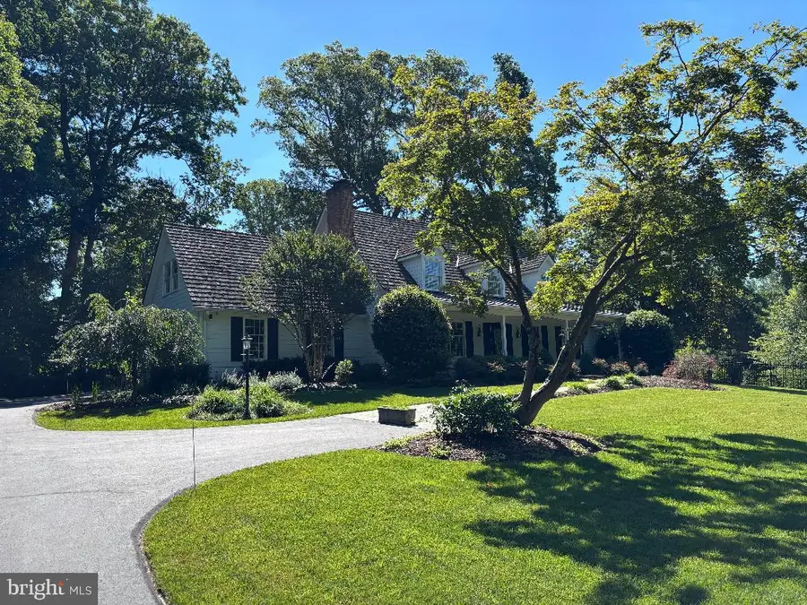1123 Laurelwood Dr, McLean, VA 22102 - #3