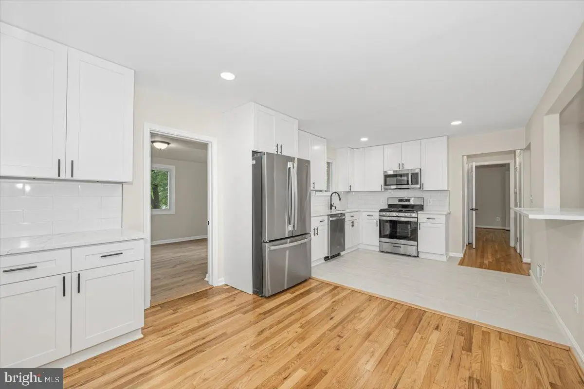 8624 Parliament Dr, Springfield, VA 22151 - #1