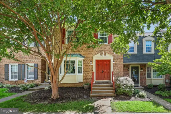 8217 Clifton Farm Ct, ALEXANDRIA, VA 22306
