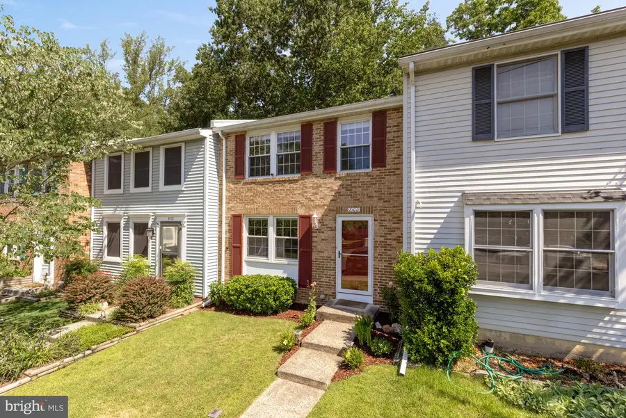 8100 Loving Forest Ct, Springfield, VA 22153 - #2