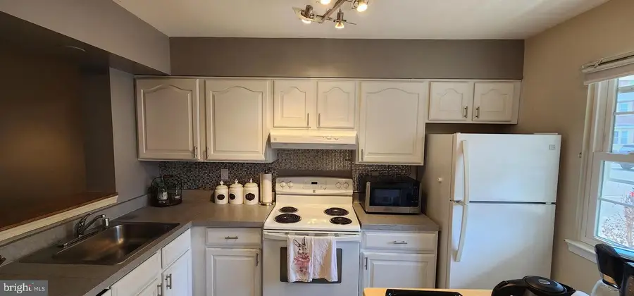 2815 Lee Landing Ct, Falls Church, VA 22043 - #3