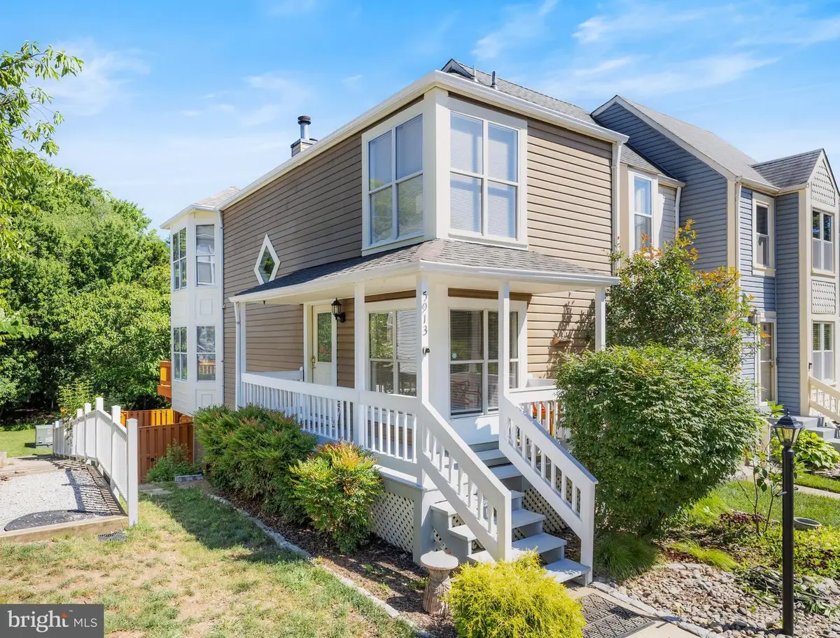 5913 Dungeness Ln, Alexandria, VA 22315 - #1