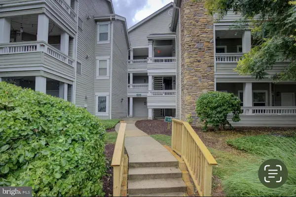 4413 Fair Stone Dr #202, FAIRFAX, VA 22033