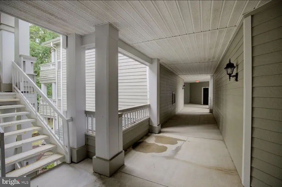4413 Fair Stone Dr #202, Fairfax, VA 22033 - #3