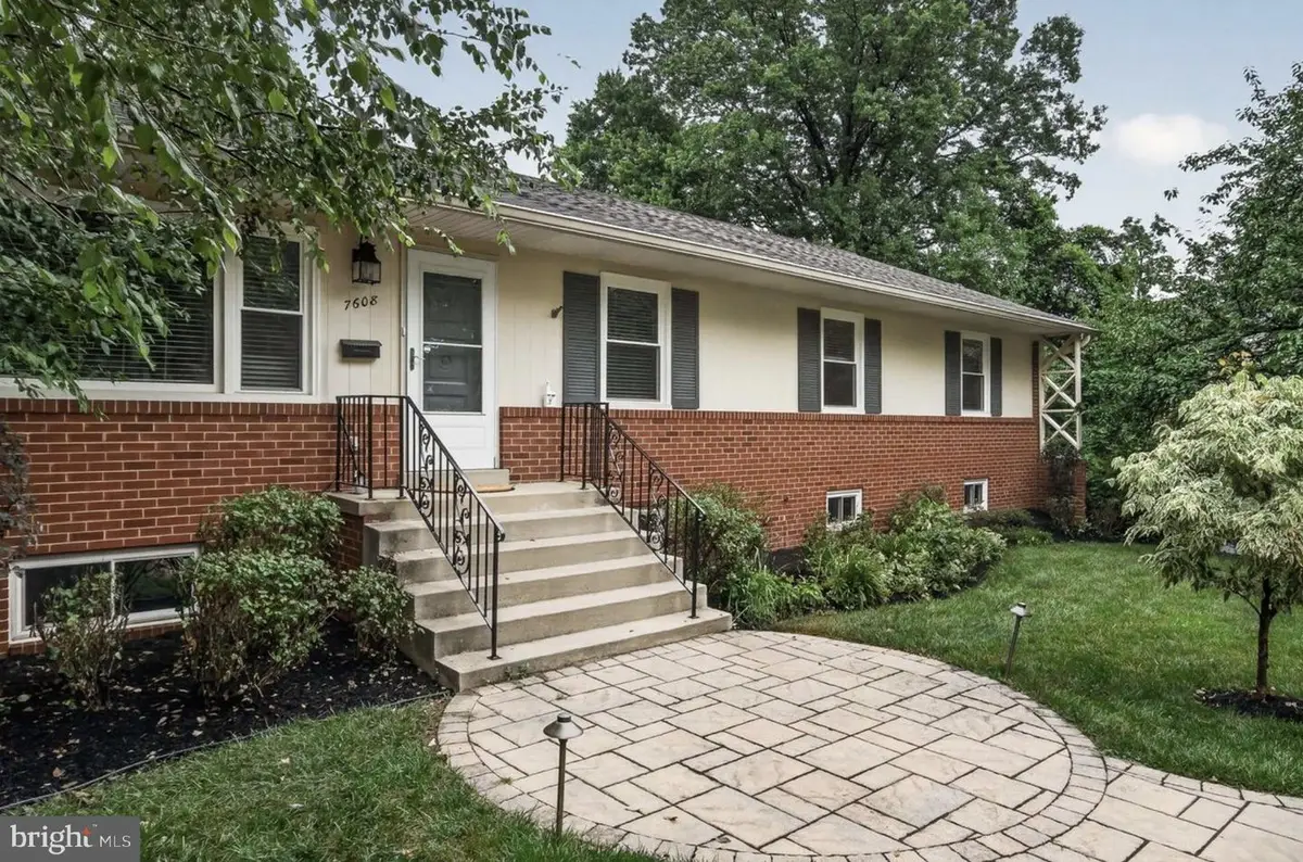 7608 Salem Rd, Falls Church, VA 22043 - #1