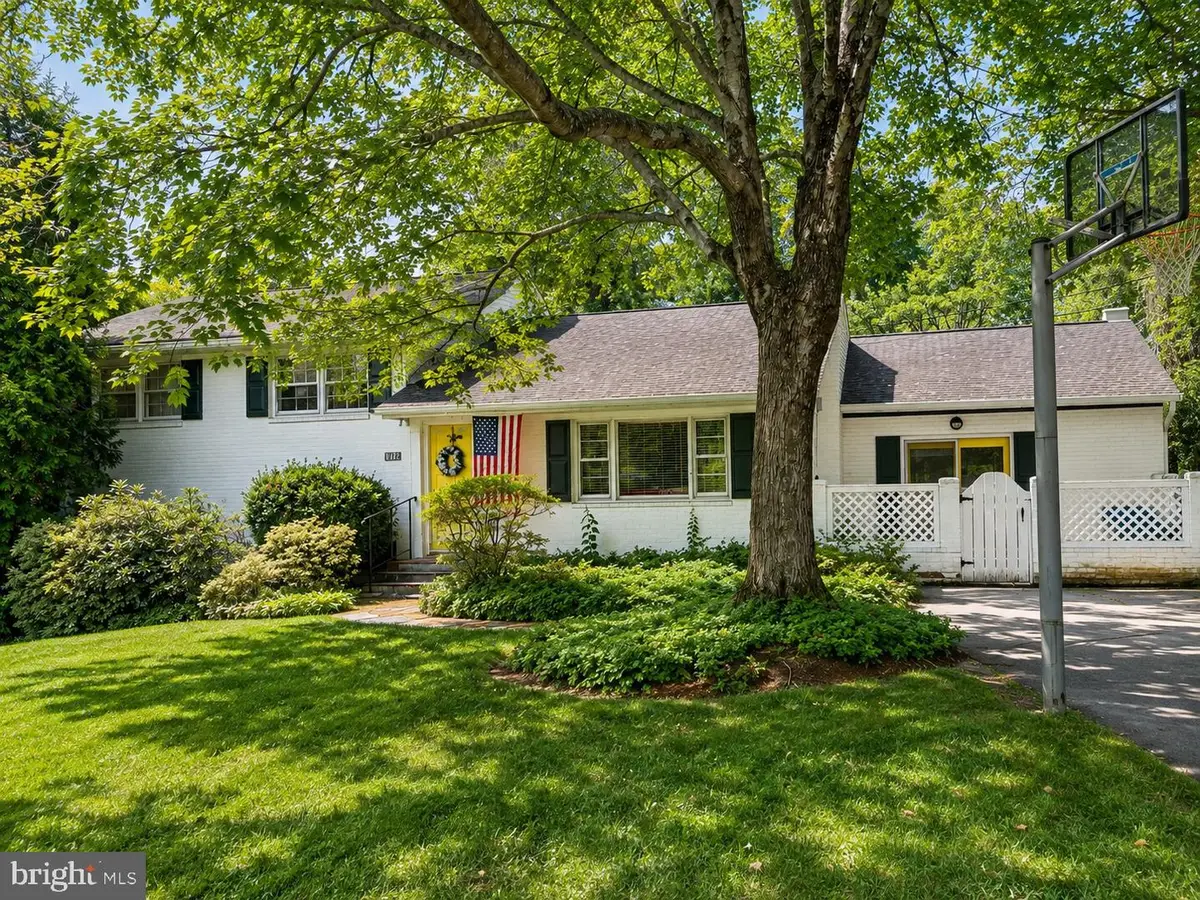 1712 Birch Rd, McLean, VA 22101 - #1