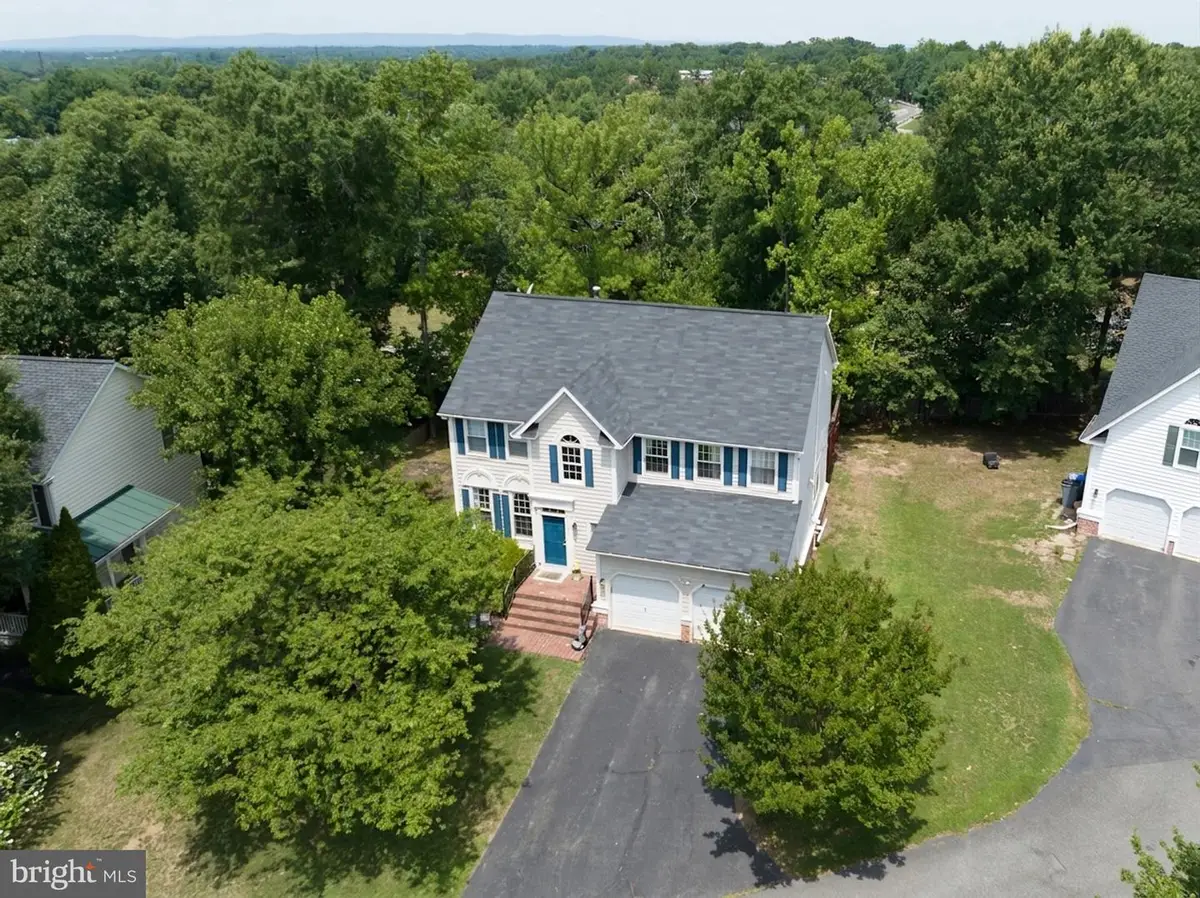 6504 Wheat Mill Way, Centreville, VA 20121 - #1