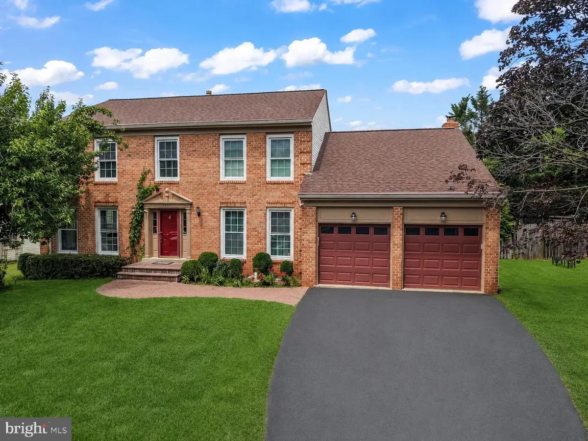 4408 Galesbury Ln, Chantilly, VA 20151 - #1