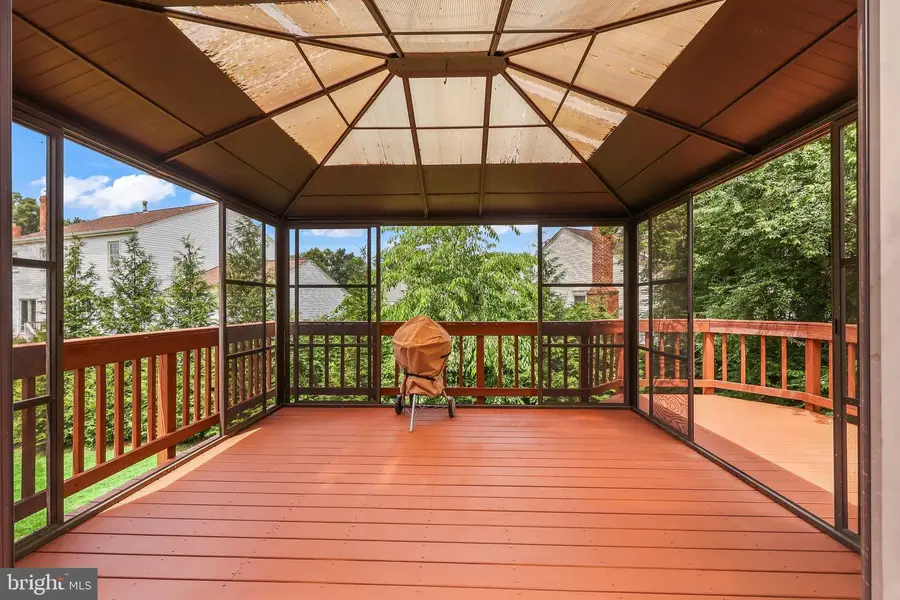 4408 Galesbury Ln, Chantilly, VA 20151 - #2
