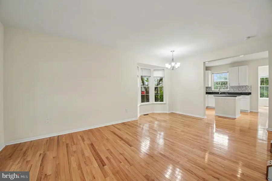 4624 Deerwatch Dr, Chantilly, VA 20151 - #3
