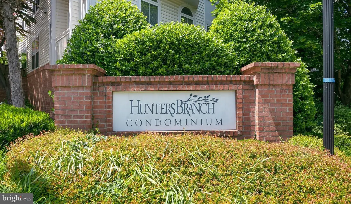 2931 Deer Hollow Way #208, Fairfax, VA 22031 - #1