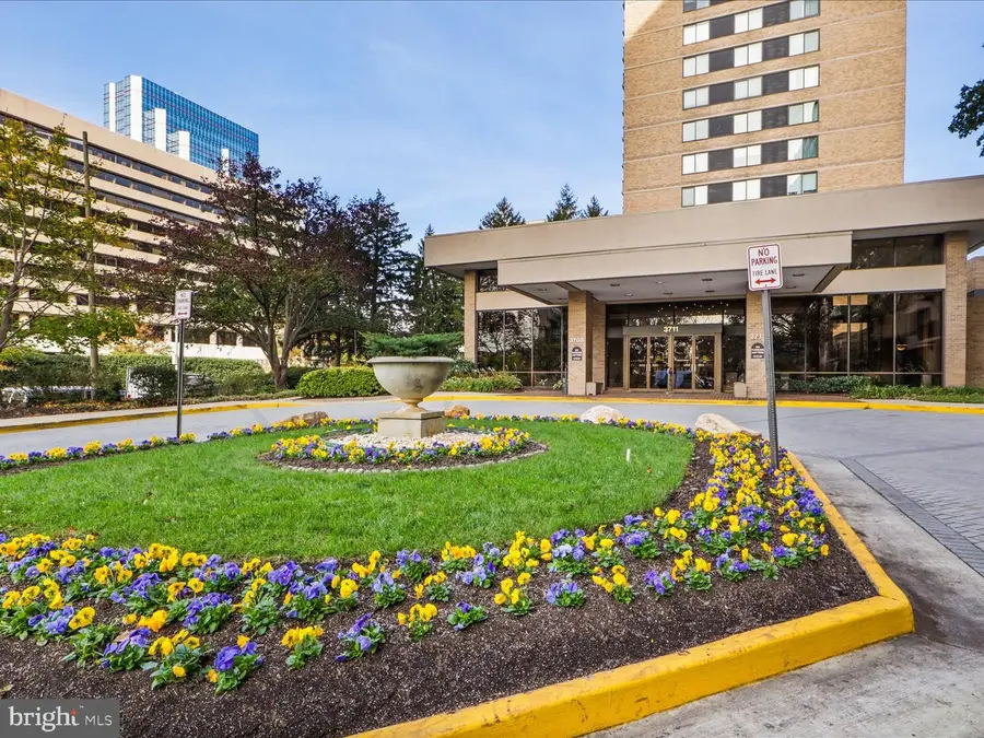 3709 S George Mason Dr #1305 E, Falls Church, VA 22041 - #3