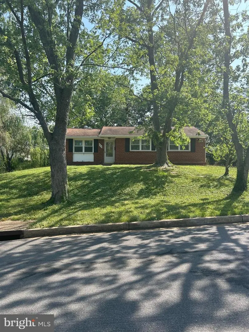 5809 Larpin Ln, Alexandria, VA 22310 - #1