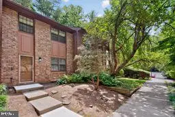 2006 Headlands Cir, Reston, VA 20191 - #1
