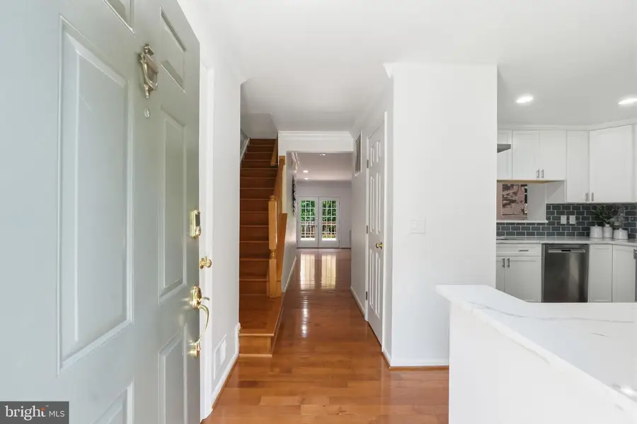 6052 Kestner Cir, Alexandria, VA 22315 - #3