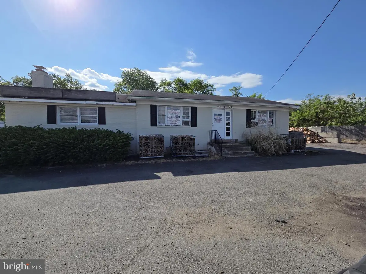 7925 Richmond Hwy, Alexandria, VA 22306 - #1