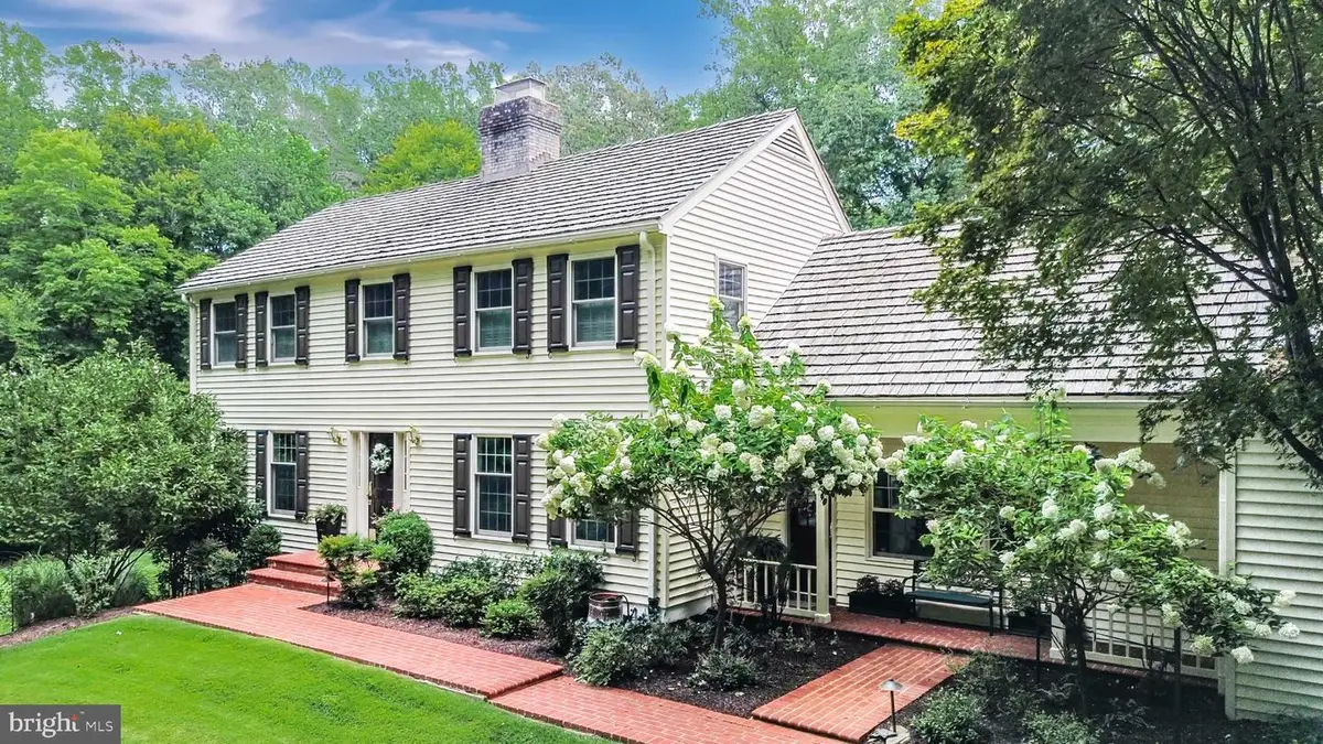 8107 Vista Point Ln, Fairfax Station, VA 22039 - #1