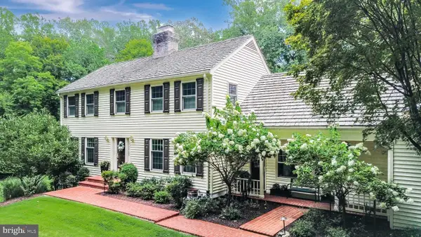 8107 Vista Point Ln, FAIRFAX STATION, VA 22039