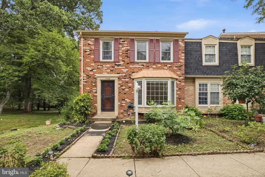 7428 Fountain Head Dr, Annandale, VA 22003 - #2