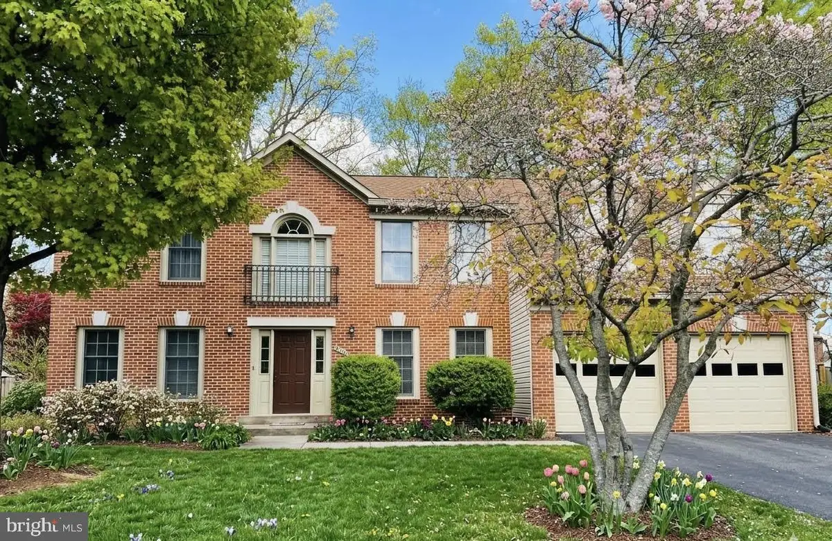4419 Woods Edge Ct, Chantilly, VA 20151 - #1
