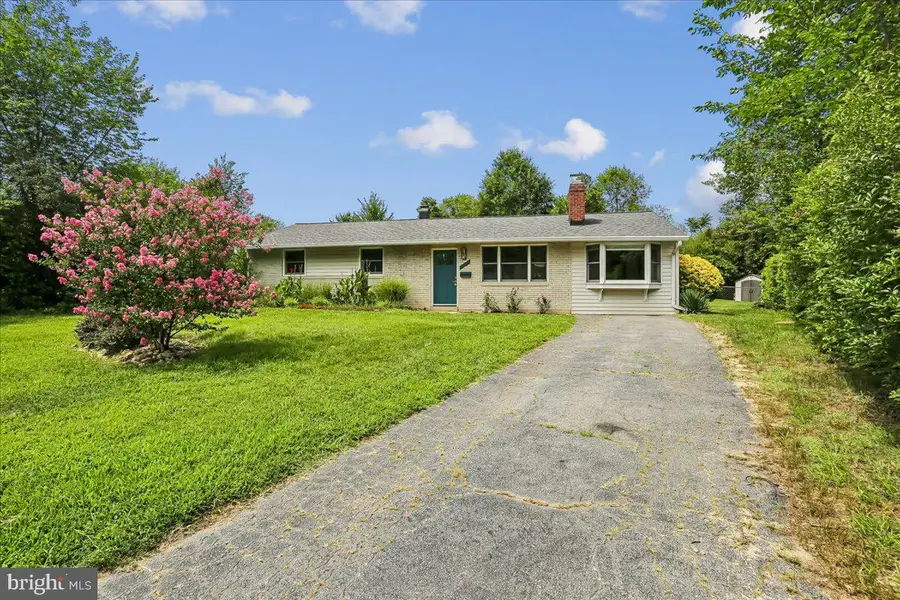 5002 Eastchester Cir, Alexandria, VA 22310 - #2