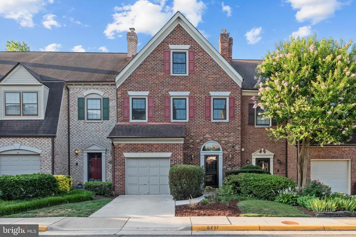 6261 Masefield Ct, Alexandria, VA 22304 - #1
