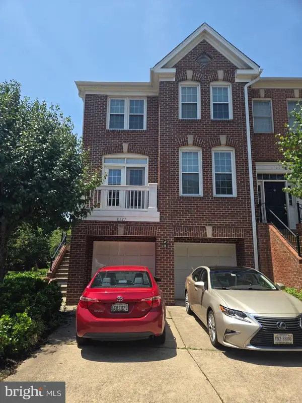 8127 Boss St, VIENNA, VA 22182