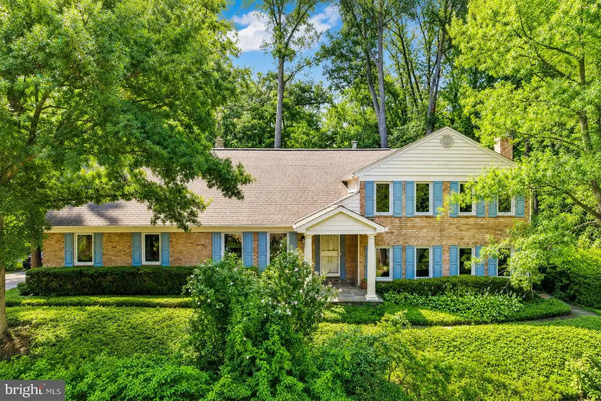 6336 Torrence St, Burke, VA 22015 - #1