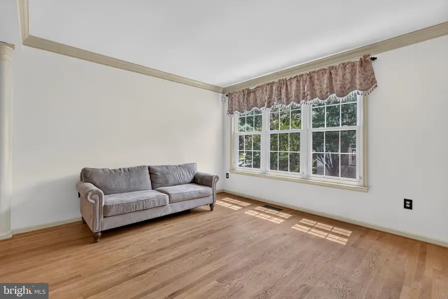 6295 Taliaferro Way, Alexandria, VA 22315 - #3