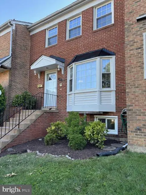 3058 Covington St, Fairfax, VA 22031 - #1