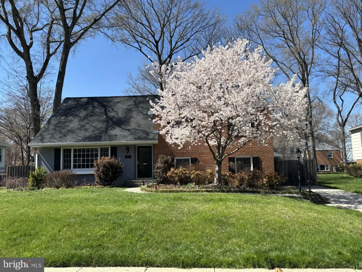 8506 Hitching Post Ln, Alexandria, VA 22308 - #1
