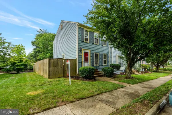 8051 Felecity Ct, SPRINGFIELD, VA 22153