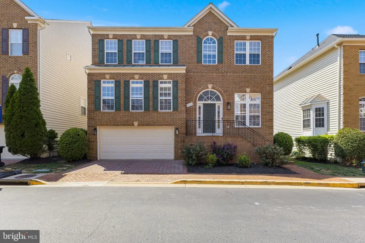 9136 Lake Parcel Dr, Fort Belvoir, VA 22060 - #1