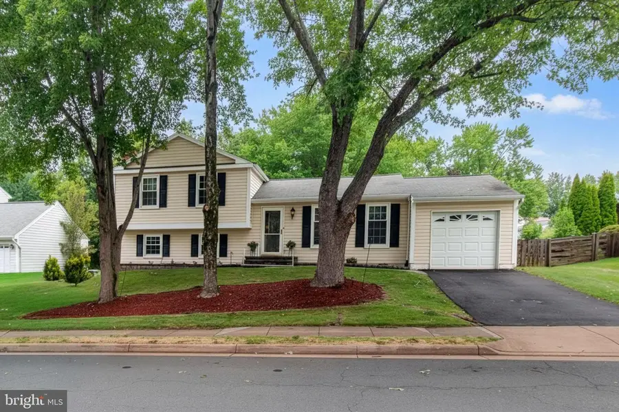 13626 Old Dairy Rd, Herndon, VA 20171 - #3