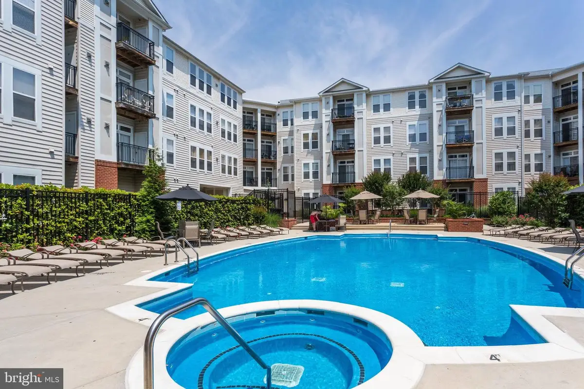 2655 Prosperity Ave #201, Fairfax, VA 22031 - #1