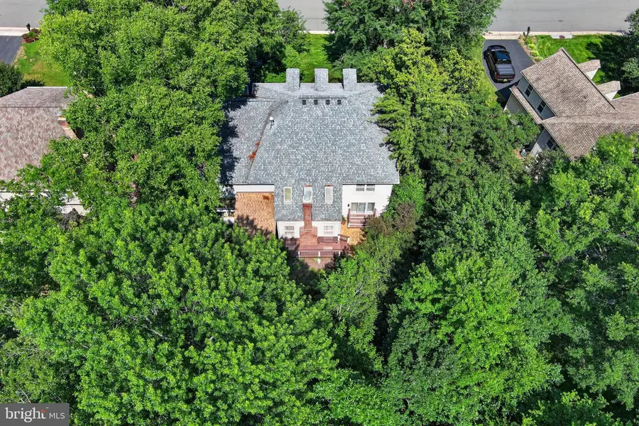 6616 Mccambell Cl, Centreville, VA 20120 - #2