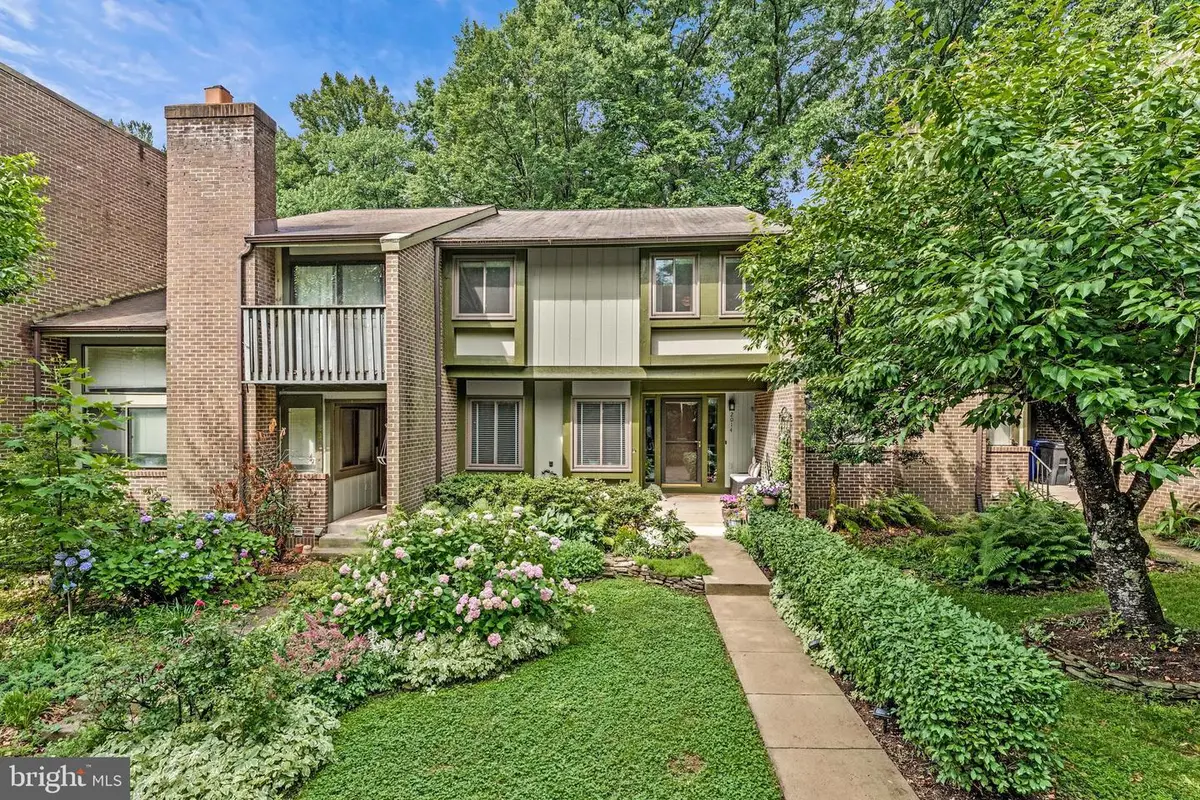 2014 Winged Foot Ct, Reston, VA 20191 - #1