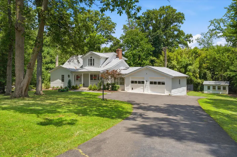 2627 Five Oaks Rd, Vienna, VA 22181 - #3
