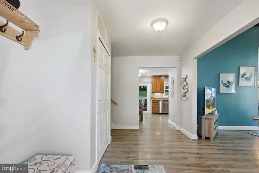 6144 Shiplett, Burke, VA 22015 - #3