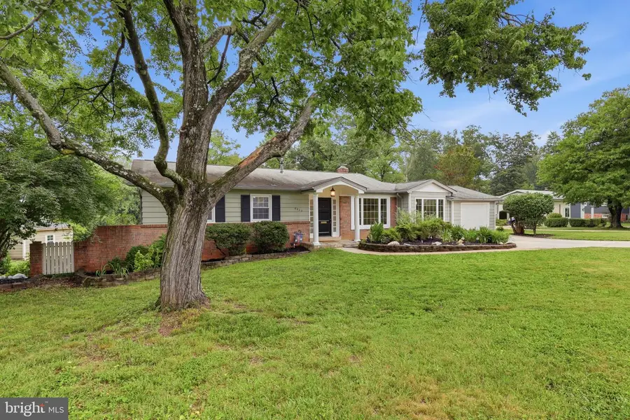 8532 S Canterbury Dr, Annandale, VA 22003 - #3