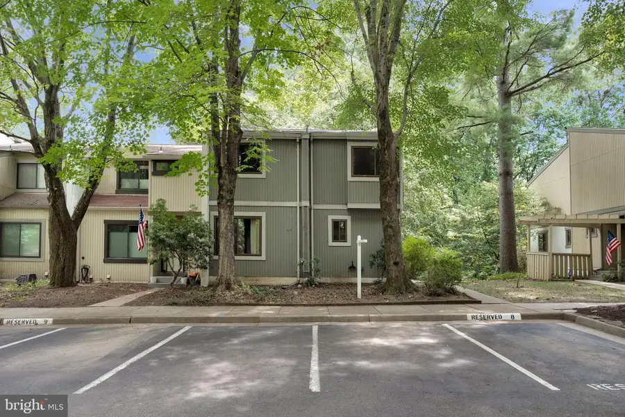 2347 Millennium Ln, Reston, VA 20191 - #2