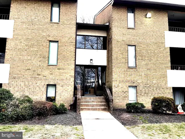527 Florida Ave #103, HERNDON, VA 20170