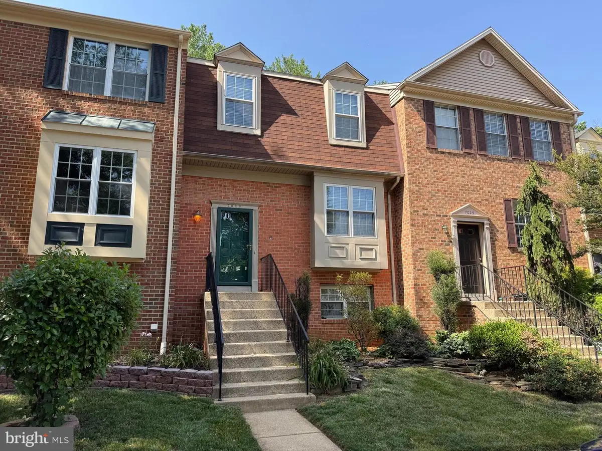 7023 Solomon Seal Ct, Springfield, VA 22152 - #1