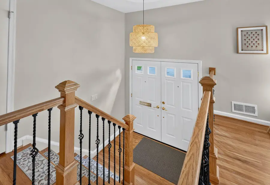 1933 Relda Ct, Falls Church, VA 22043 - #3