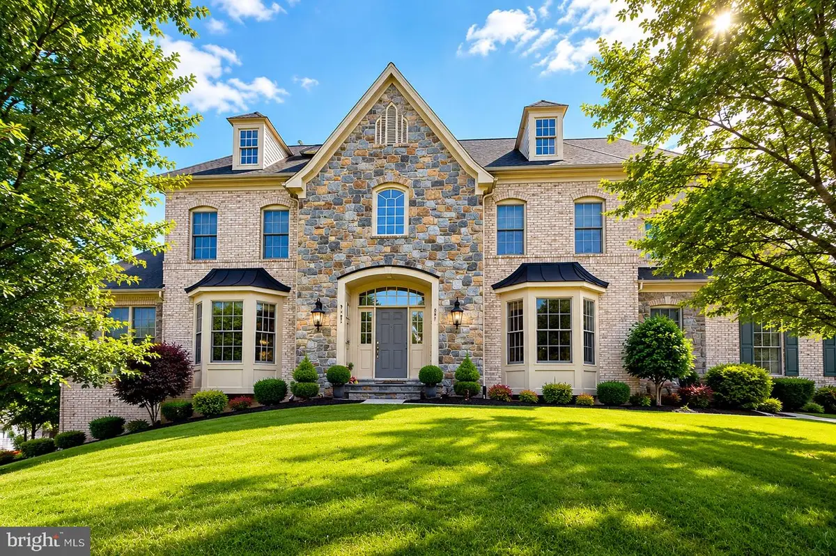 9503 Peniwill Dr, Lorton, VA 22079 - #1