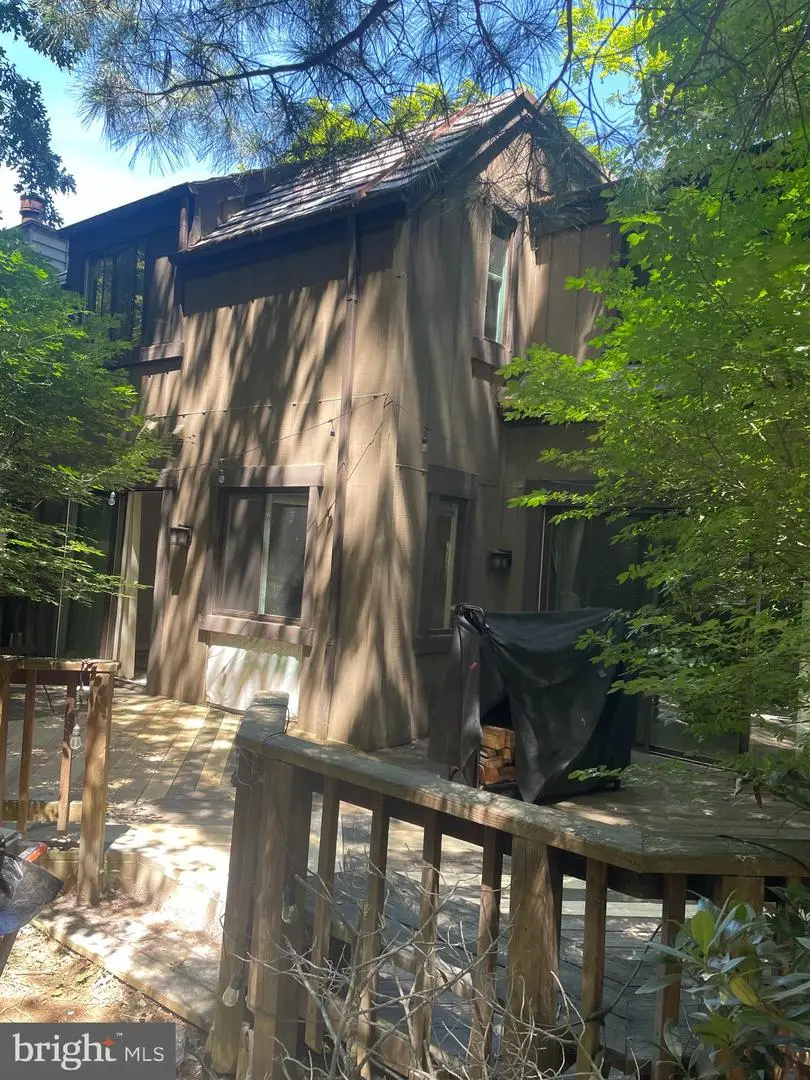 1537 Park Glen Ct, Reston, VA 20190 - #2