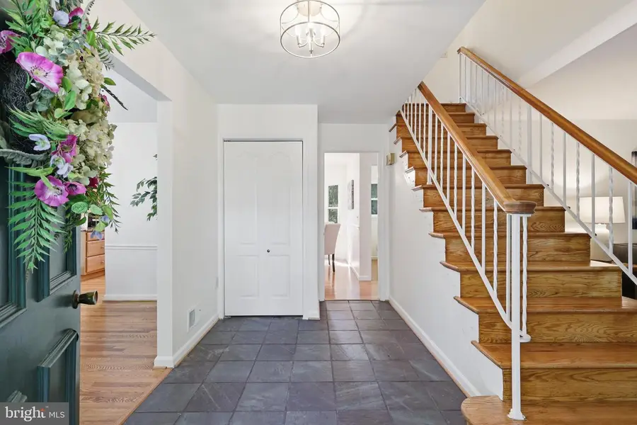 12024 Cheviot Dr, Herndon, VA 20170 - #3