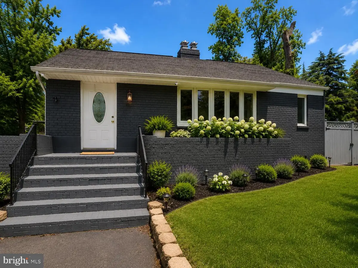 6614 Columbia Pike, Annandale, VA 22003 - #1