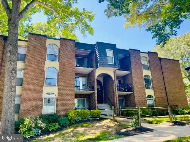 3364 Woodburn Rd #22, Annandale, VA 22003 - #1