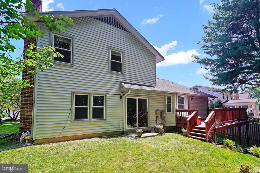 9617 Waterline Dr, Burke, VA 22015 - #3